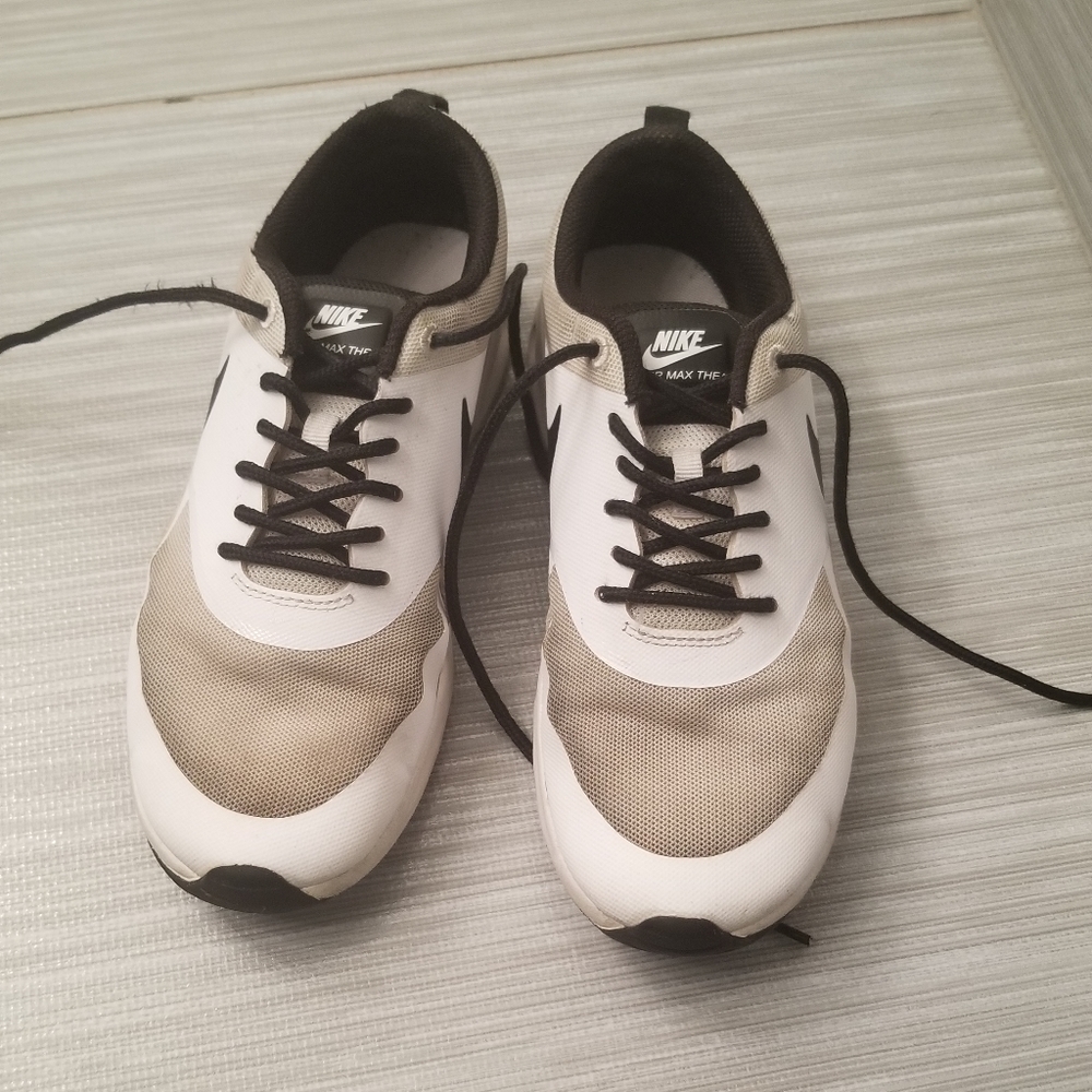 Womans Nike Air Max sneakers
